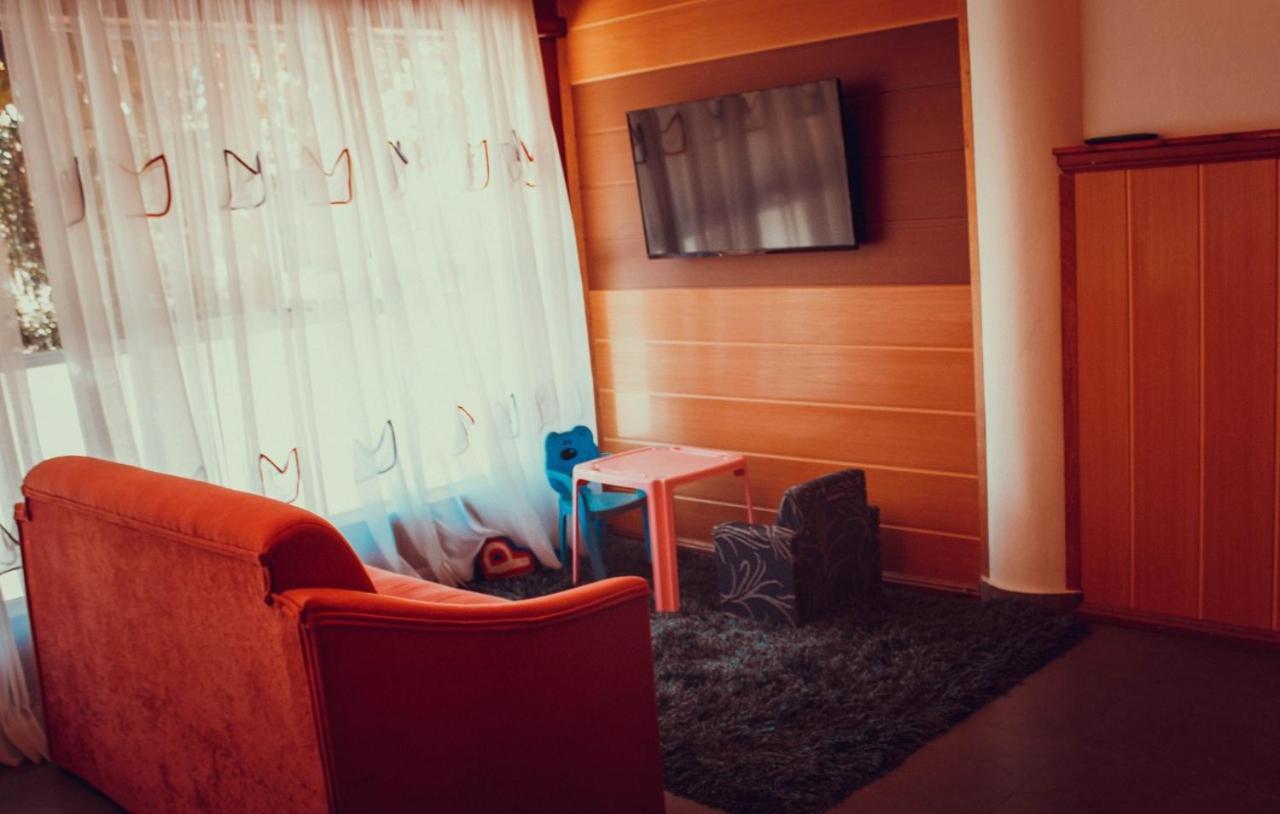 Hotel Tirol Treze Tilias Bagian luar foto