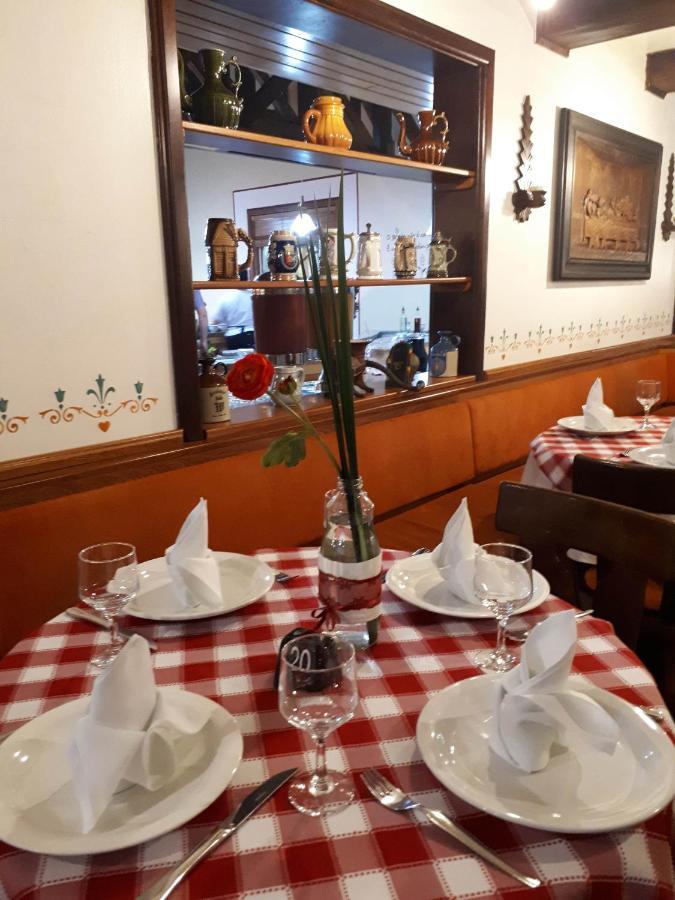 Hotel Tirol Treze Tilias Bagian luar foto