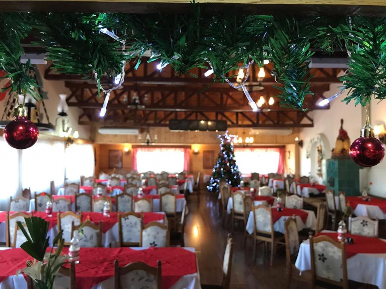 Hotel Tirol Treze Tilias Bagian luar foto