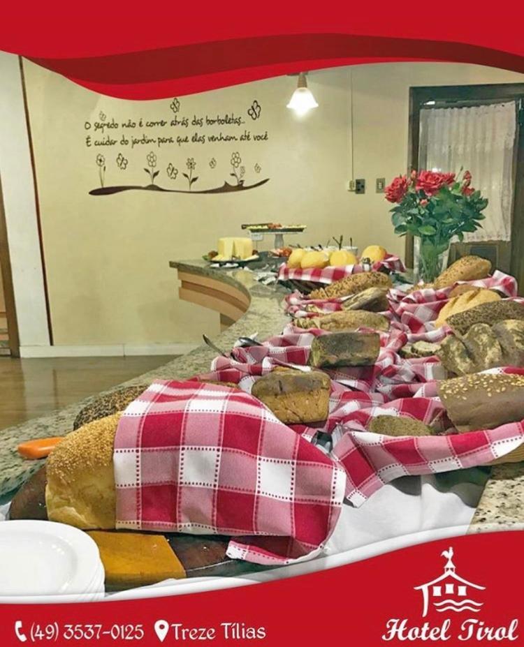 Hotel Tirol Treze Tilias Bagian luar foto
