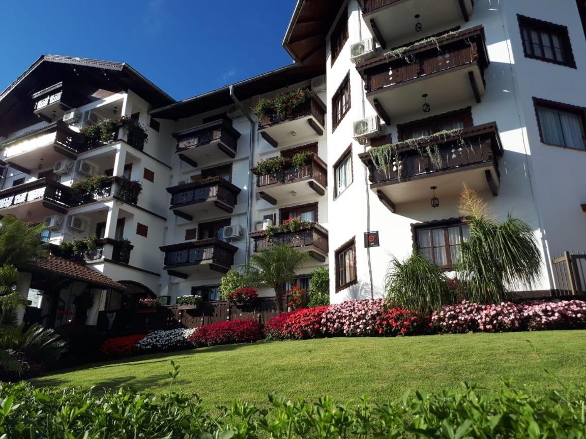 Hotel Tirol Treze Tilias Bagian luar foto